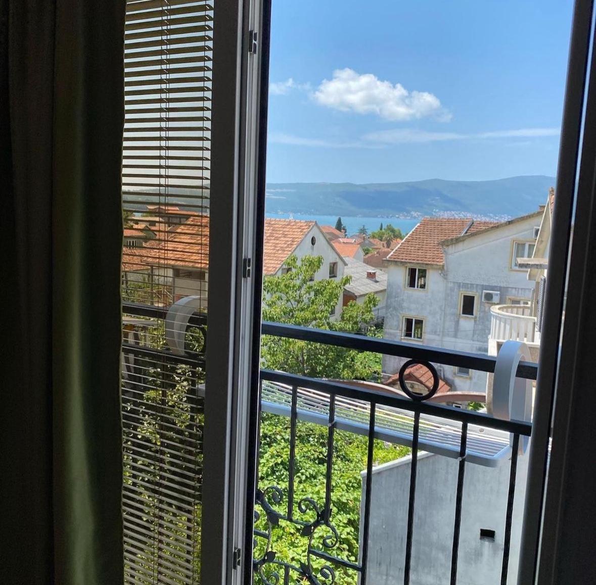 טיווט Apartments M&T מראה חיצוני תמונה